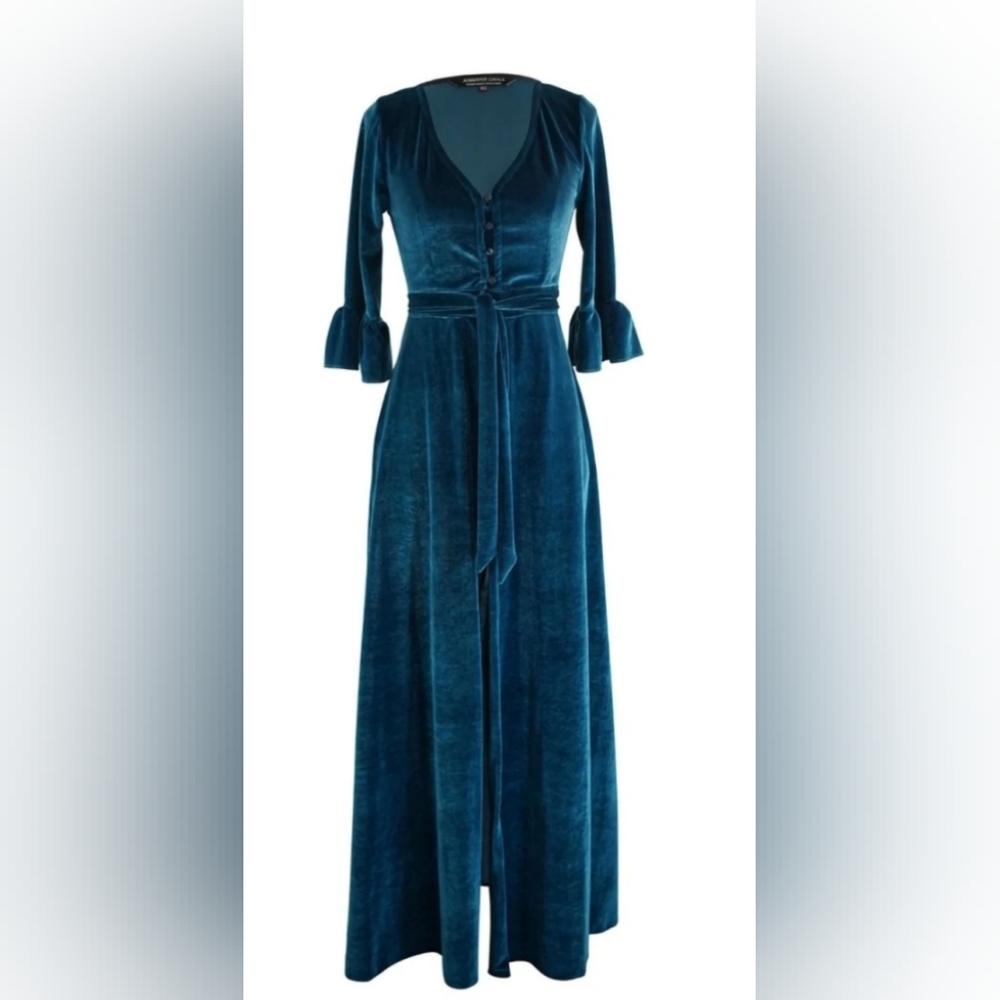 PEACOCK VELVET PEIGNOIR DRESSING GOWN (L) - Wolf and Badger